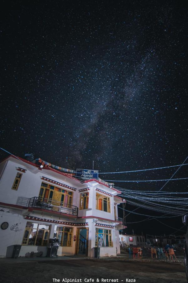 The Alpinist Cafe And Retreat Hotel Kaza Exterior foto