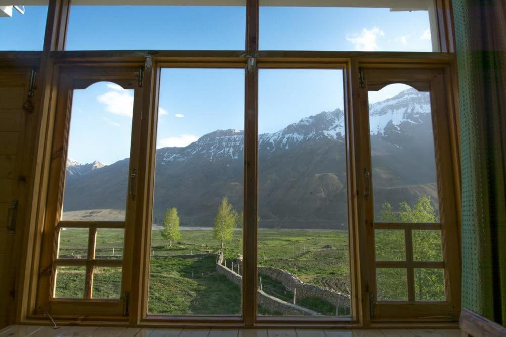 The Alpinist Cafe And Retreat Hotel Kaza Exterior foto