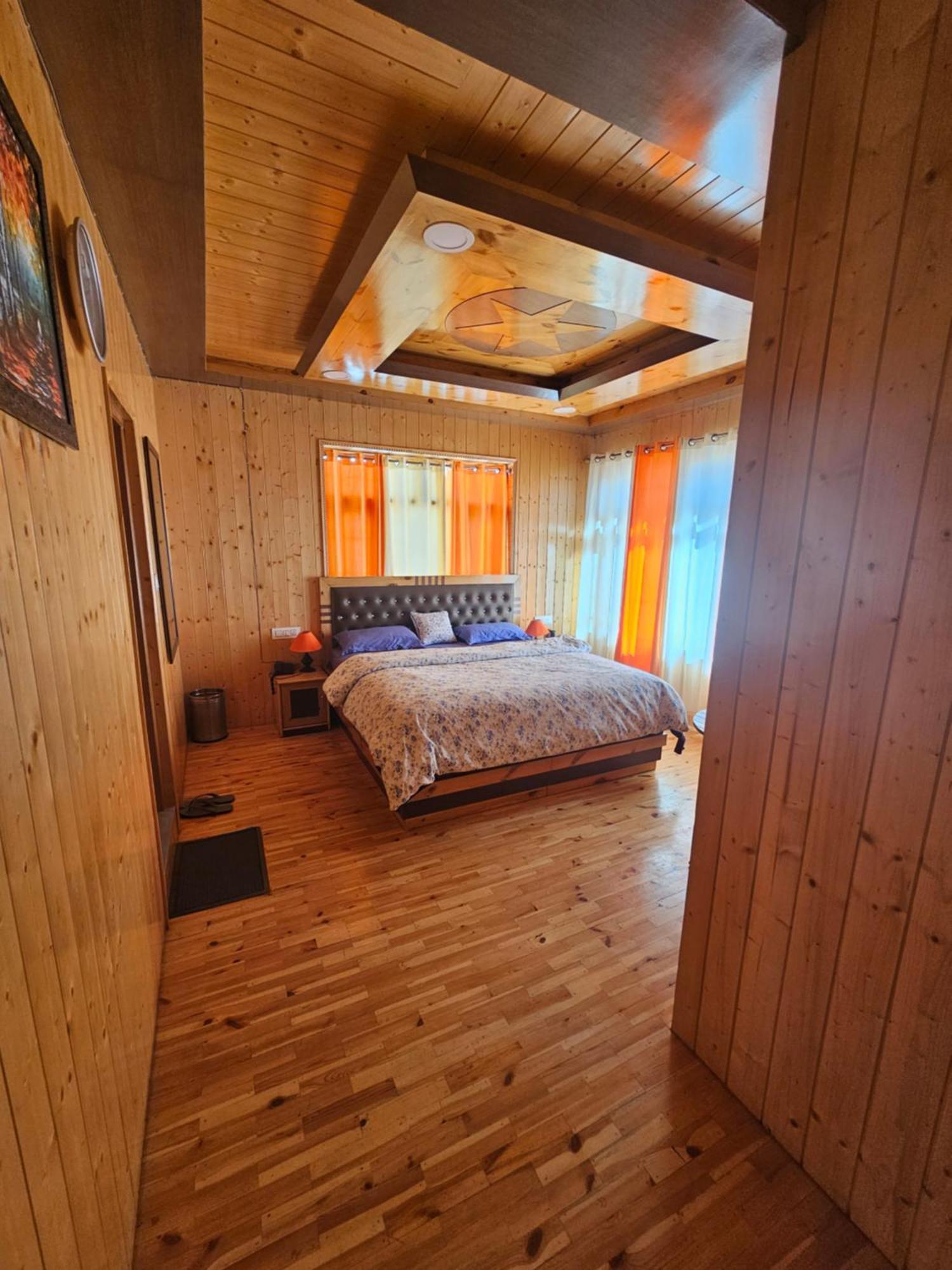 The Alpinist Cafe And Retreat Hotel Kaza Quarto foto